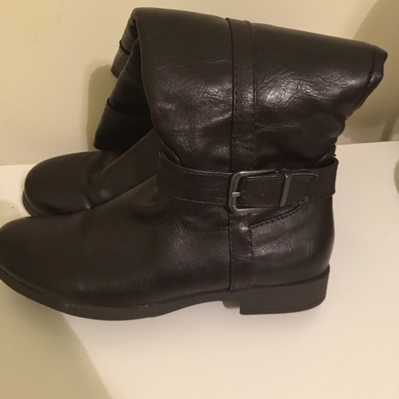 Croft and Borrow Wide Calf Boots - Picture 2 of 6